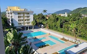 Varanda Gourmet, 05 piscinas, Elevador e Wi-Fi no Condomínio Passaredo