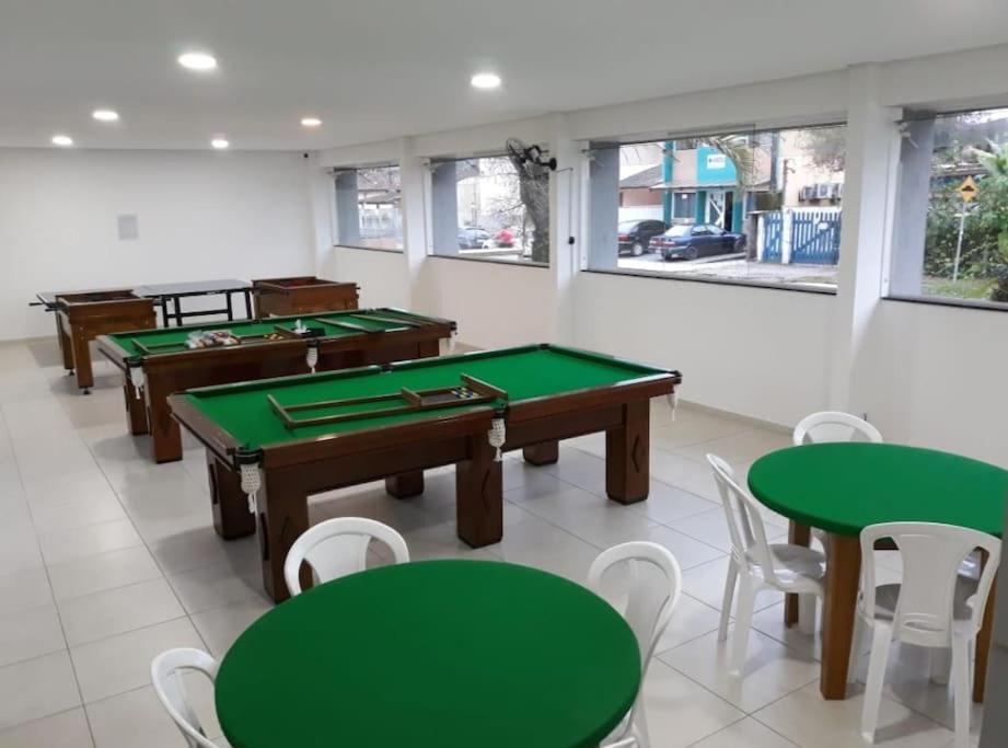 Varanda Gourmet, 05 piscinas, Elevador e Wi-Fi no Condomínio Passaredo Ubatuba Exterior foto